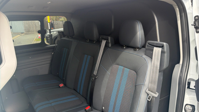 Ford Transit Custom 320 L1 Petrol Fwd 2.5 PHEV 232ps H1 Van Sport Auto - Image 14